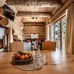 Chalet Premium